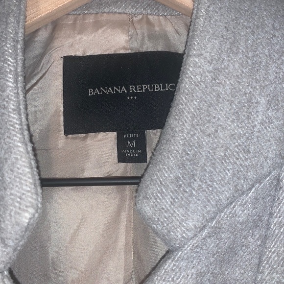 Banana Republic beautiful lined coat- size M - Picture 7 of 9